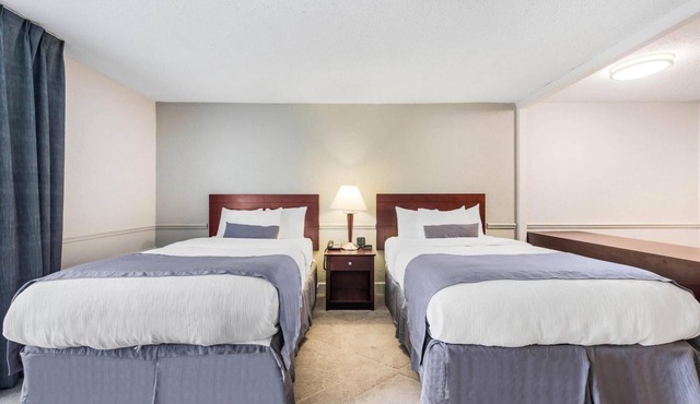Relax in Luxe Room Near Dororthy Francis Rec Area – Just 1.9 Miles Away