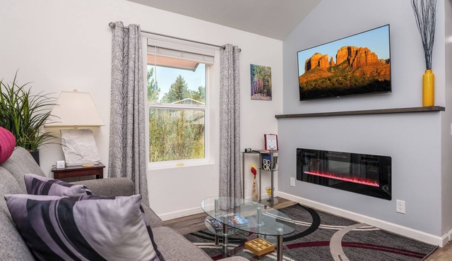 Relax in Luxury! ✯ Privacy ✯ Great Amenities!