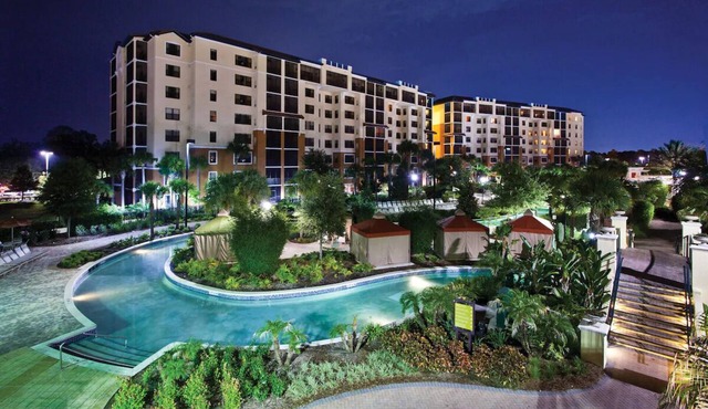 Relax in Orlando – Spacious Villa w/Kitchen, Pools & Waterpark Near Parks