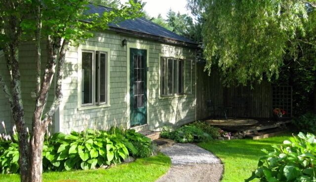 Relax in peace and comfort in great central location