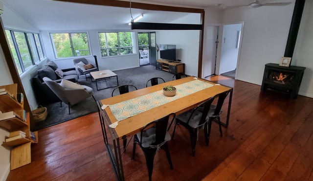 Relax in Somerset Dam Village