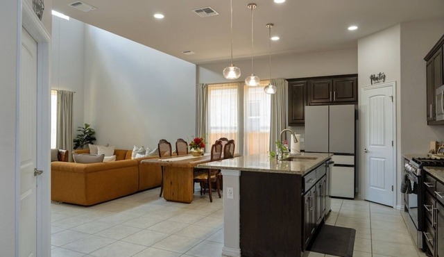 Relax in Style | 3 King Beds | Cozy and Spacious