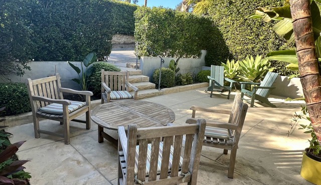 Relax in the heart of Montecito