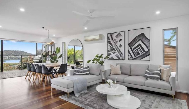 Relax in the winning combination of an architecturally designed home well positioned with a high nor