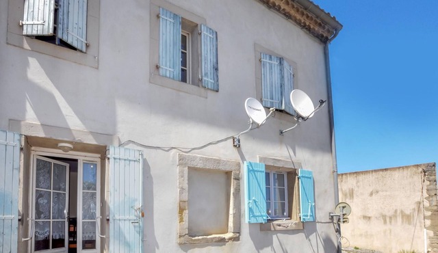 Relax in this functional vacation home located in Lavalette.