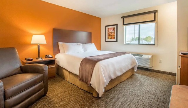 Relax in This Spacious Room Perfect for Cooking & Lounging Near Historic Village