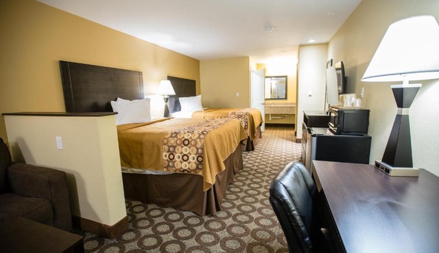 Relax Inn and Suites Kuttawa Eddyville