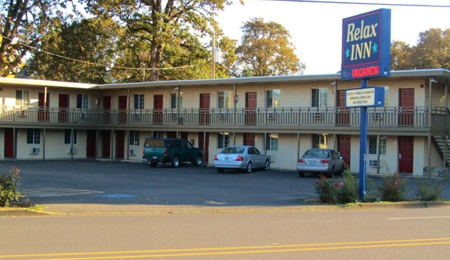 Relax Inn - Cottage Grove