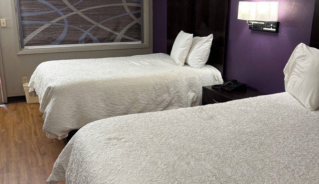 Relax Inn & Suites