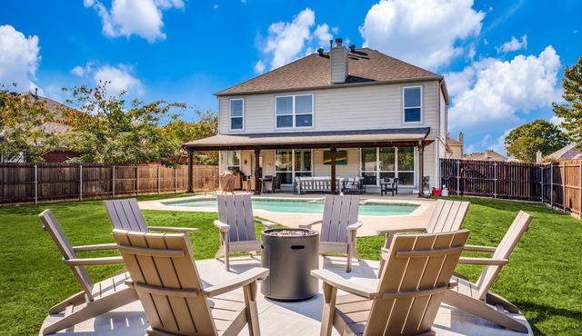 Relax Near Little Elm & Lake Lewisville – Pool, Spa, Game Room & 2 King Beds!
