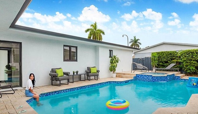 Relax Oasis Near Zoo Miami/Pool Spa BBQ Court