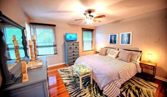 Relax on Kent Island in a 4 Bedroom Home w/Waterview!