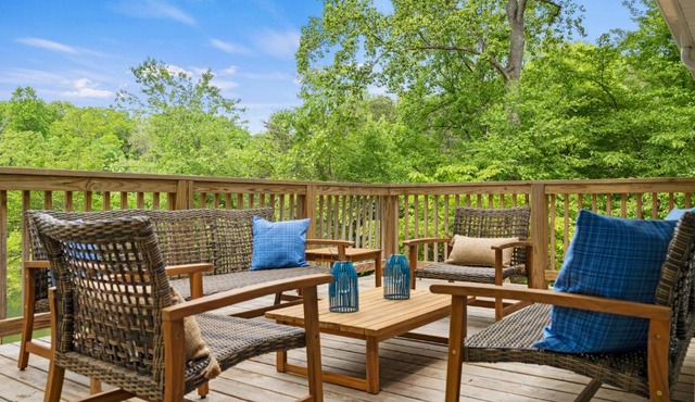 Relax on Riverbend