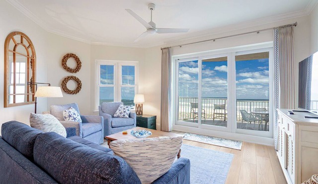 Relax on the balcony and take in the amazing ocean views!
