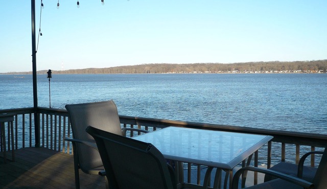 Relax On The Mississippi River Near LeClaire