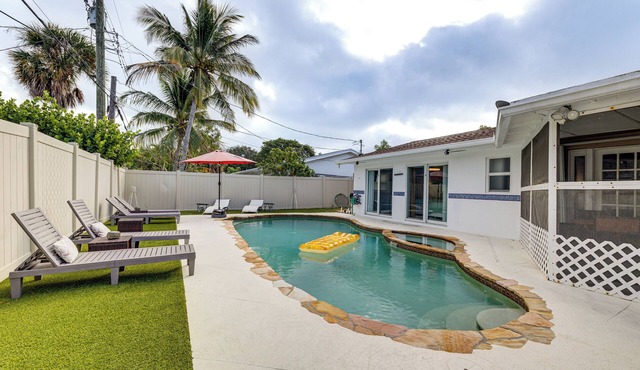 Relax & Play! Home 2 Mi to Delray Public Beach