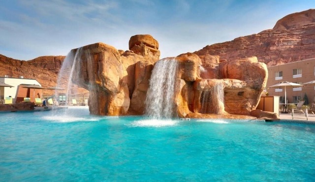 Relax & Recharge | 2 Spacious Units Near Arches National Park & Moab Trails