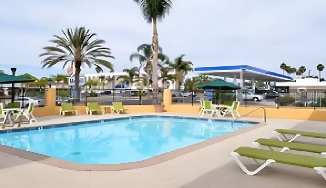 Relax + Recharge in 3 Inviting Rooms Rental Near Harbor Beach