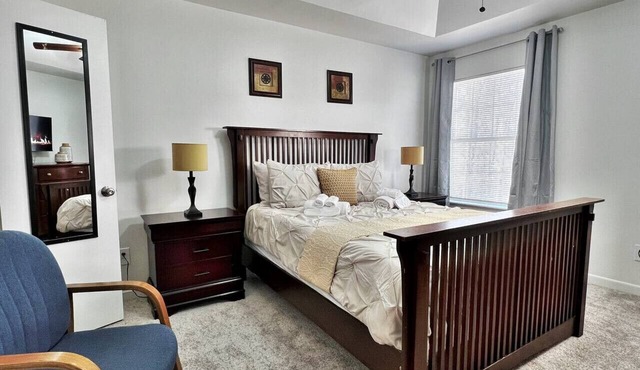 Relax & Recharge Near Atlanta Airport+FIFA+Nascar Racing+Game Rm