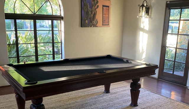 Relax & Recharge Oasis - pool, patio & firepit