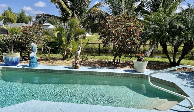 Relax & Reflect: Your Rotunda Retreat