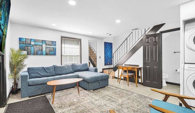 Relax & Stay Longer: Private Villa Oasis & Office Space