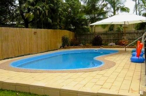 Relax & Unwind, 5BR Home with Pool Near CBD