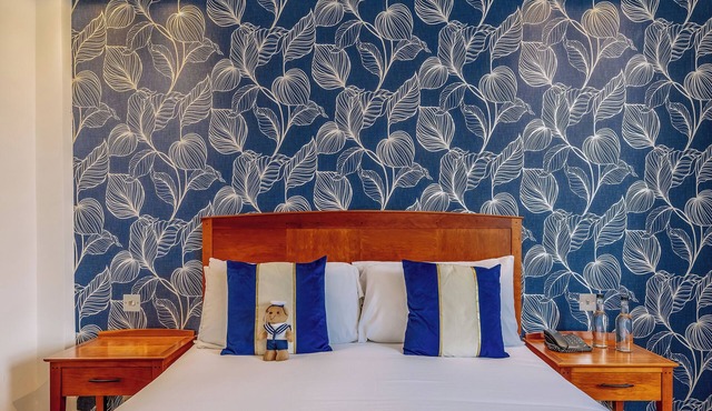 Relax & Unwind in a Beautiful Seaside Setting Near Southend Attractions