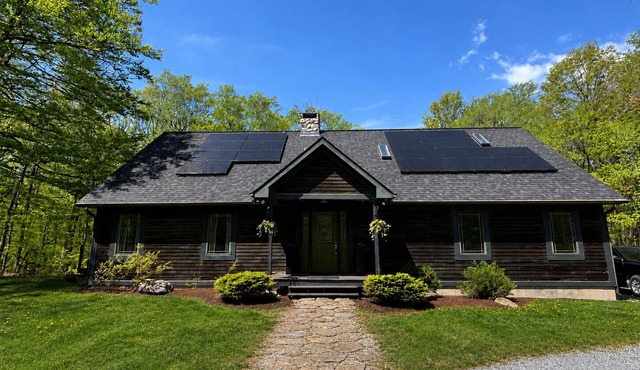 Relax & Unwind - Private 3BR Home Surrounded by Vermont Woods