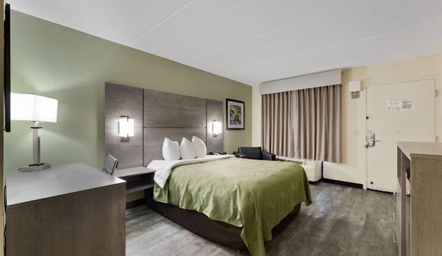 Relax & Unwind w/ us in Our Luxury King Room