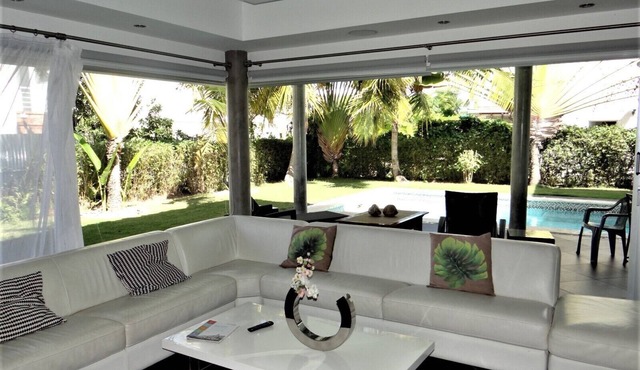 Relax Villa with Pool