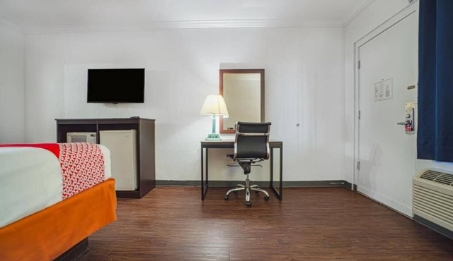 Relax With A Unit Near Naval Air Station Featuring Pets Welcome Access