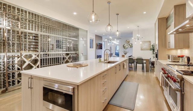 Relax with family in a super deluxe single family home. West town.