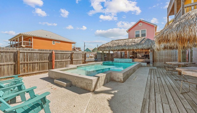 Relax with harbor bridge views and beach access in this cozy retreat. Sleeps 6