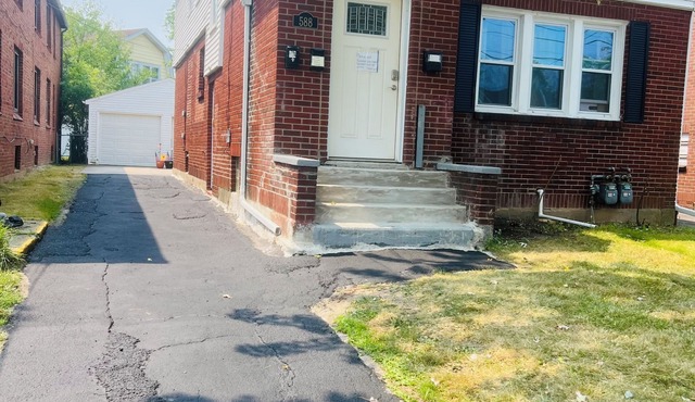 Relax with Peaceful Superb 3-bedroom apartment 2Fl with AC in Tonawanda Town