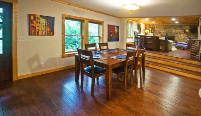 Relax with the whole family, at this spacious home, in beautiful Rabun County.