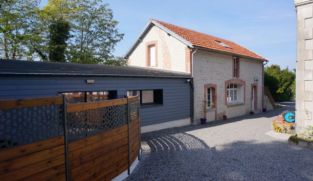 Relaxation and well-being stay in the heart of Berry with Jacuzzi and Hammam