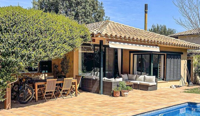 Relaxation at Villa Gabriella in the Costa Brava