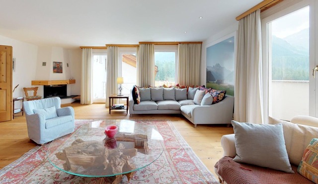 Relaxation in a luxurious duplex apartment