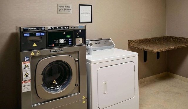 Relaxation Retreat in Kansas City! 2 Modern Units, Pets Allowed, Free Parking