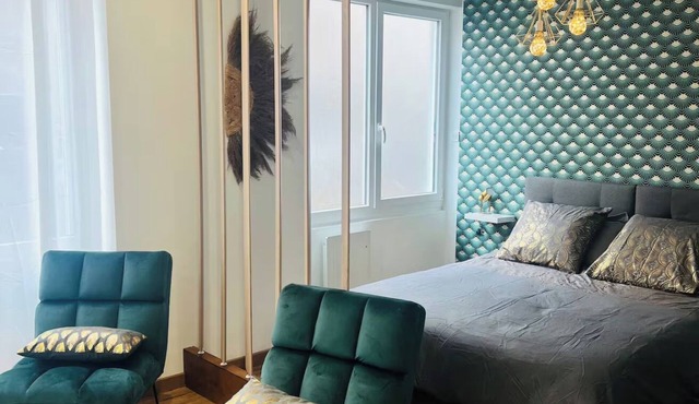 Relaxation, Spa and Private Parking!