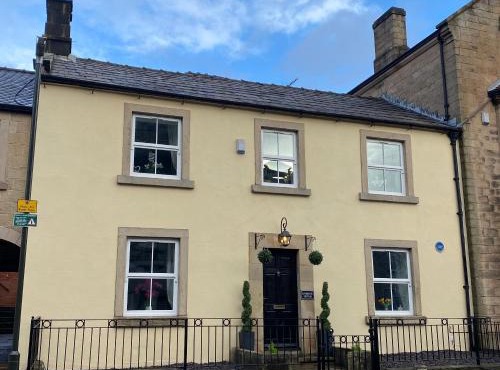 Relaxed Family Cottage in Matlock, Ideal Peak District Base, 4 Guests