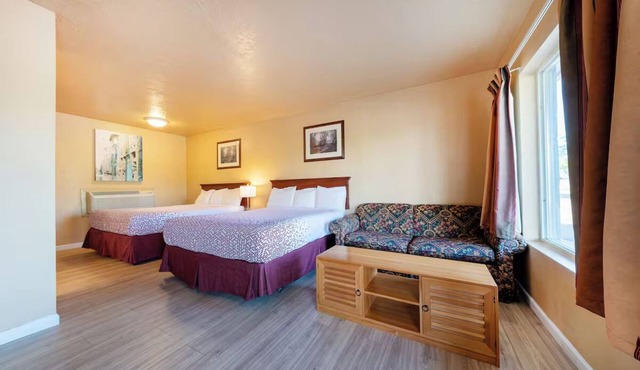 Relaxed Stay in a Clean & Peaceful Room w/Essentials & Free Parking