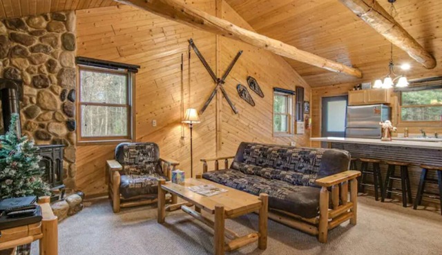 Relaxin Cabins 2BR, 1BA #2