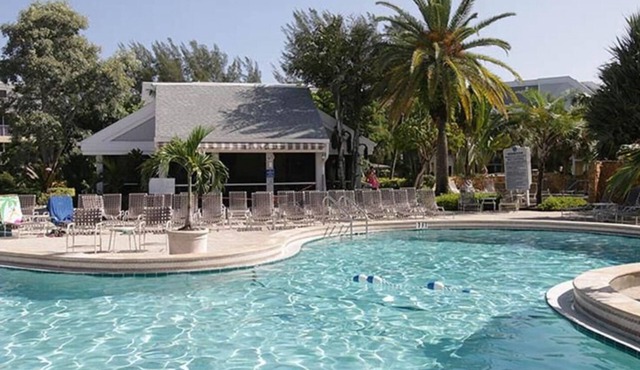 Relaxing 2-bedroom @TORTUGA BEACH CLUB RESORT