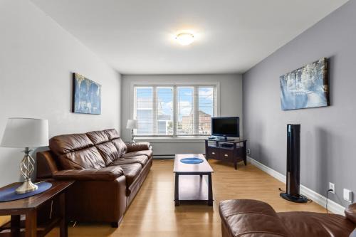 Relaxing 2BR Parking Self Check-In