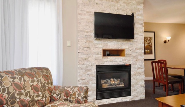 Relaxing 2BR Retreat at Carriage Hills