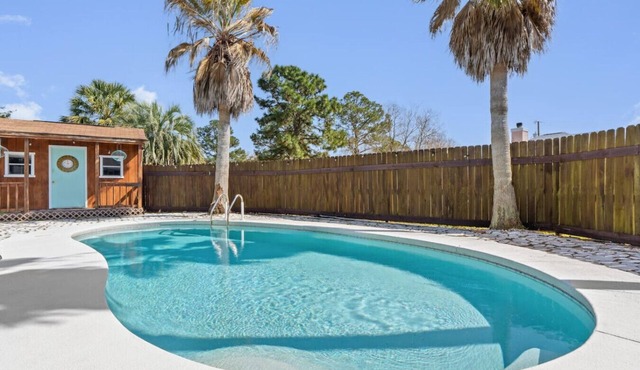 Relaxing 3BR Oasis with Pool – 5 Miles to Beach!