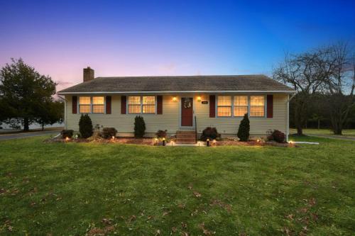 Relaxing 3BR Retreat Near Ocean City