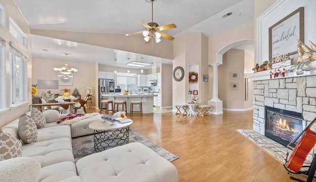 Relaxing 4BR Home w/Patio, Garage & Spacious Backyard｜ Pet-Friendly #41913